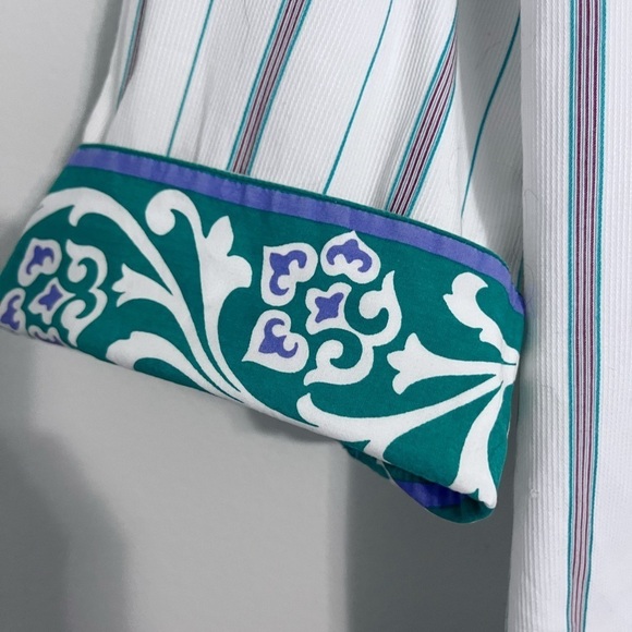 Robert Graham Printed Shirt - fits like more of a Large - Picture 3 of 4